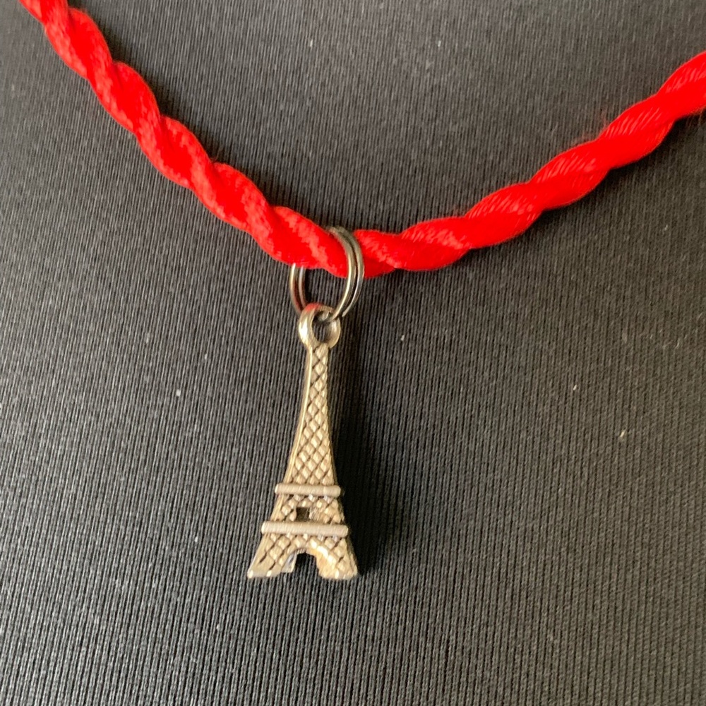 Necklace Eiffel Tower View 2